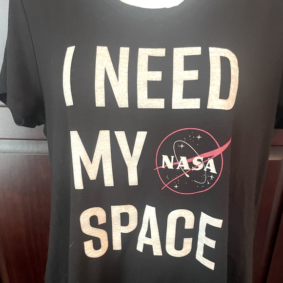 I Need My Space Graphic T-Shirt - Picture 2 of 8